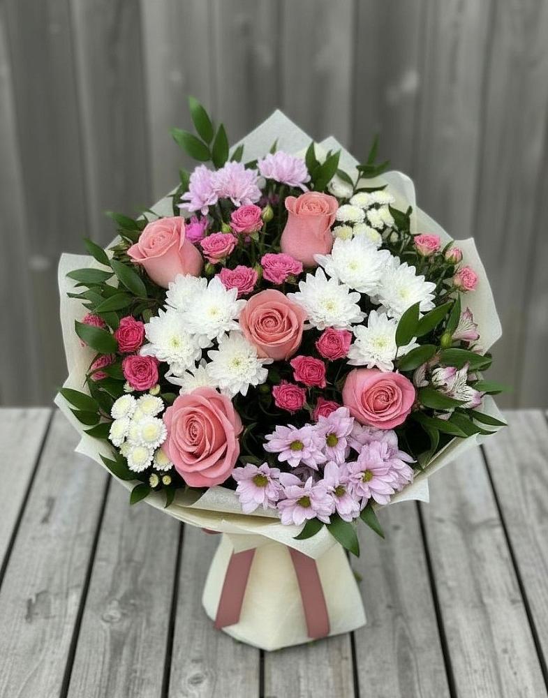 Букет цветов из: Альстромерии, Гвоздики, Розы и Хризантемы в Городце