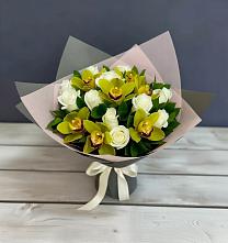 Букет цветов из:  Орхидеи и Розы в Городце