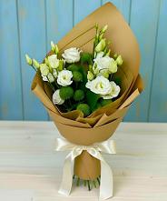 Букет цветов из:  Хризантемы и Лизиантусы в Городце